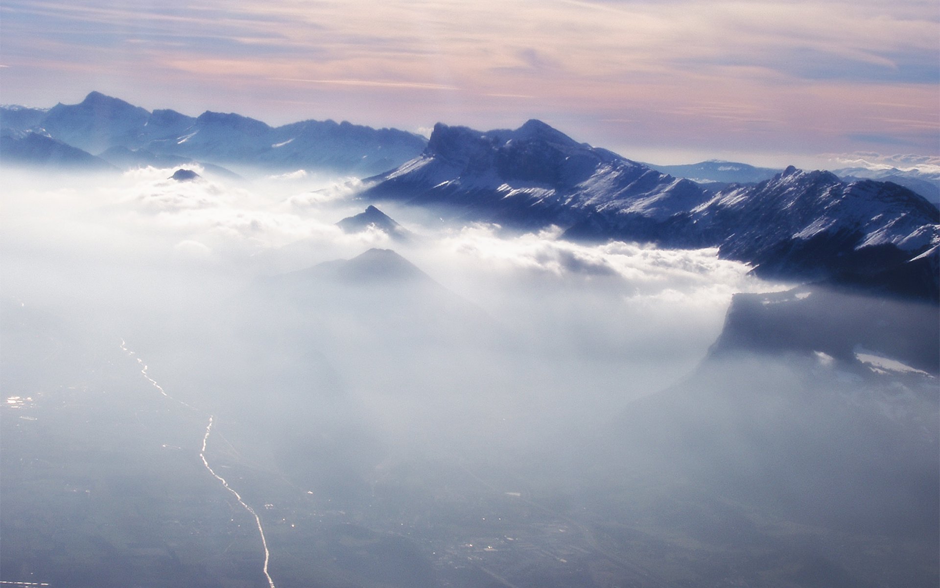 berge winter wolken