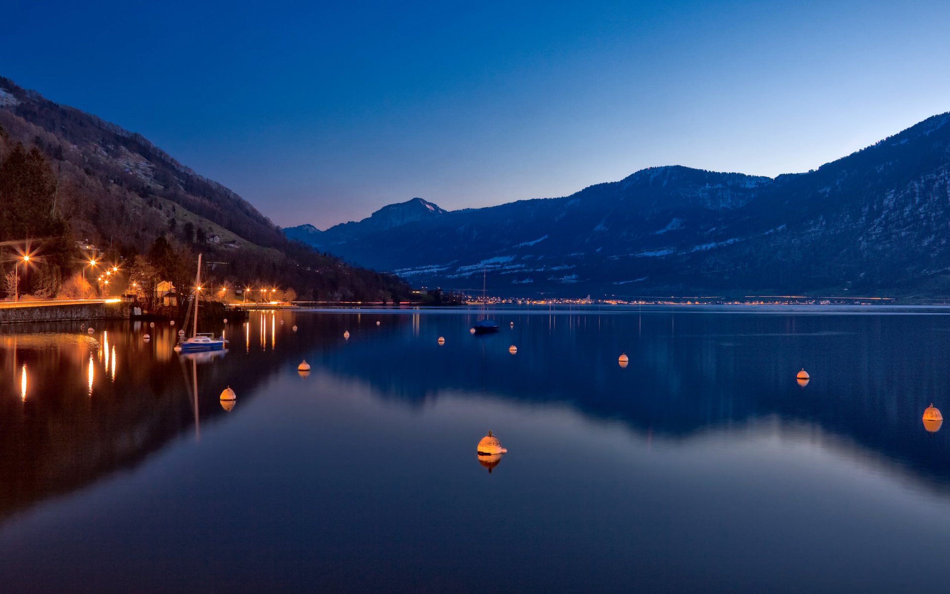 witzerland lake night