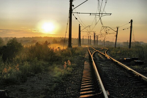 Sonnenuntergang auf der Eisenbahn