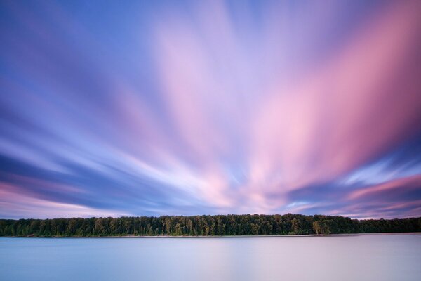 Northern lights over the lake