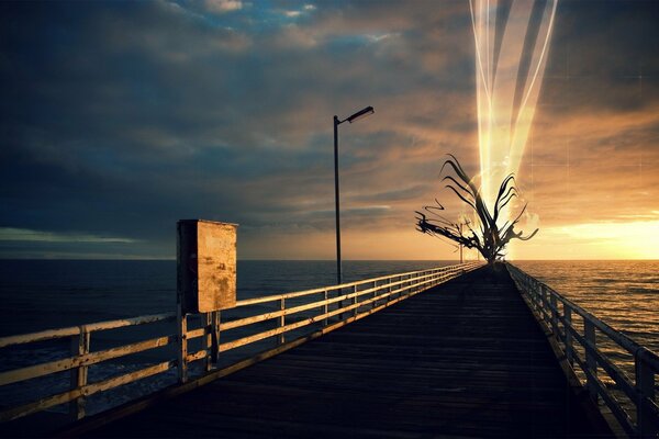 Puesta de sol en el muelle