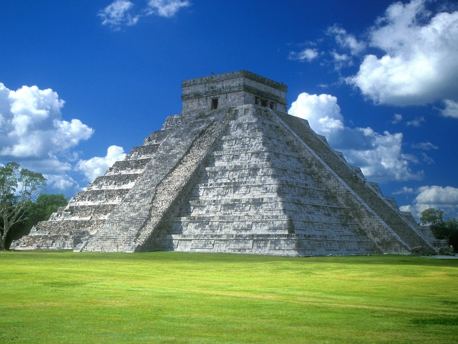 pyramide de kukulcan mexique yucatan