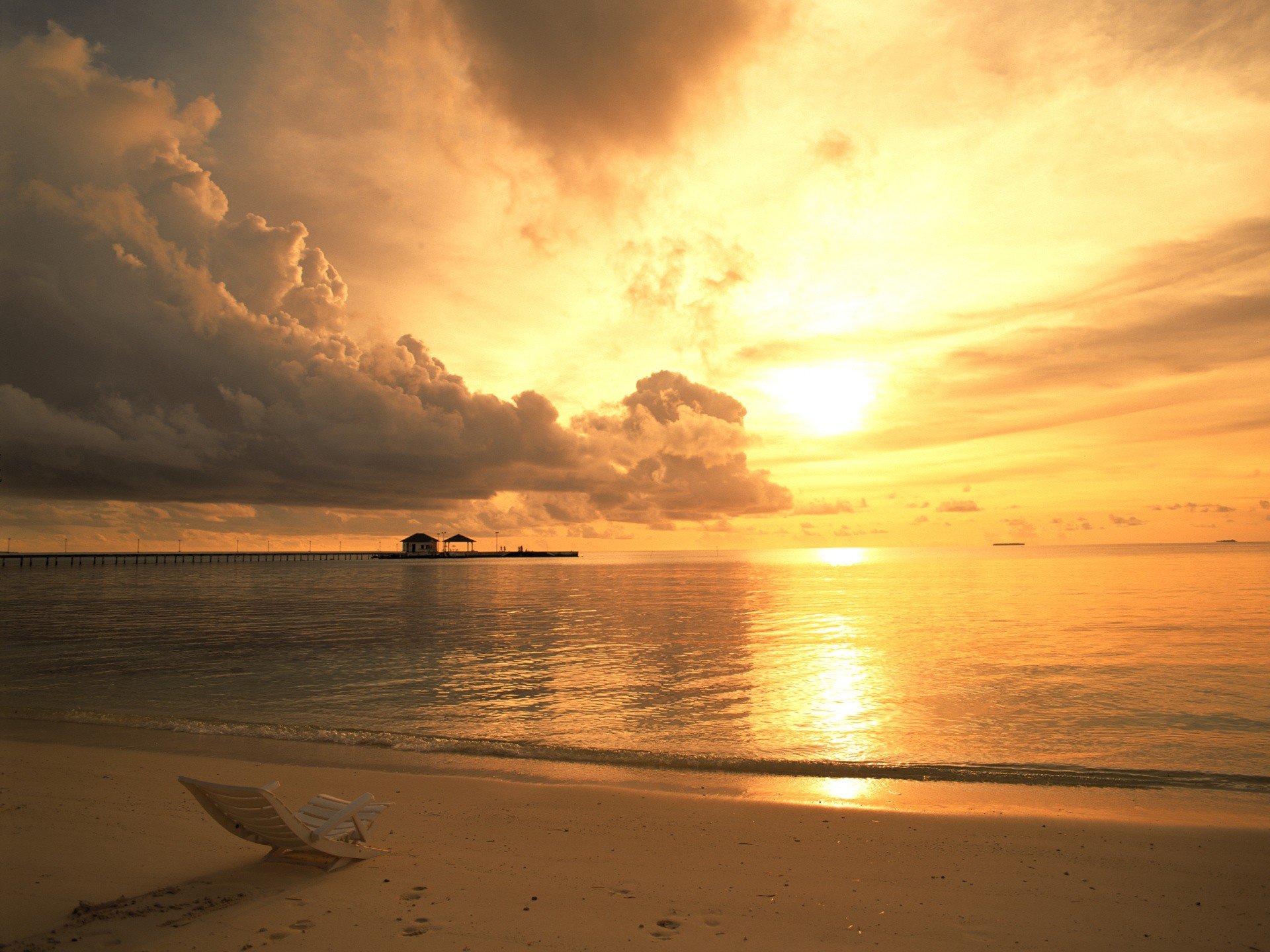 transat coucher de soleil mer nuages