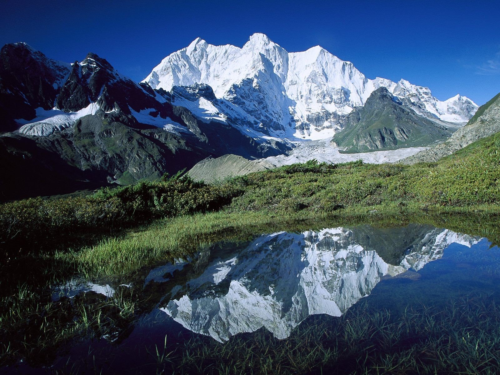 picco chomolonzo tibet montagne