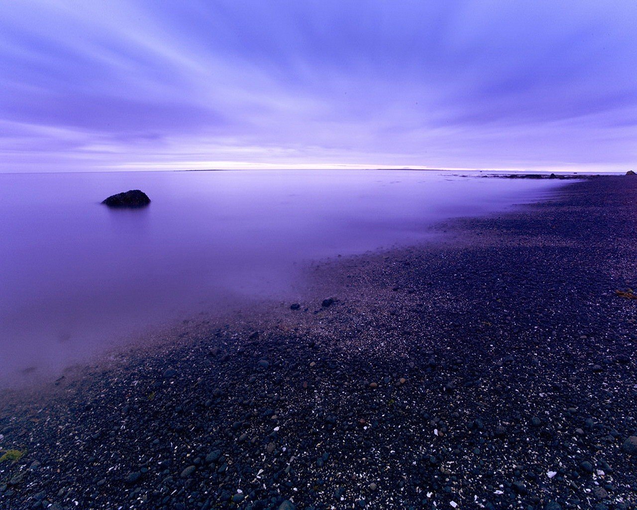 tones pebbles water beach