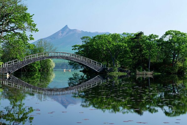 L incroyable pont d Hokkaido au Japon