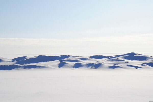 Arena blanca del desierto. Minimalismo