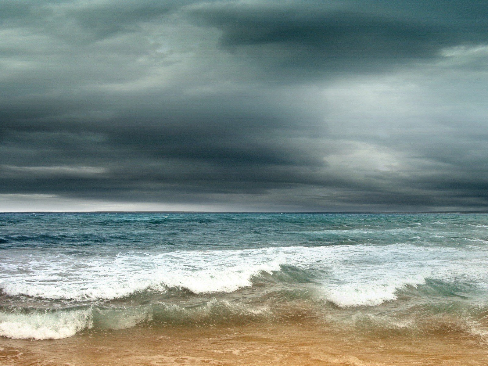 meer gewitter wellen sand