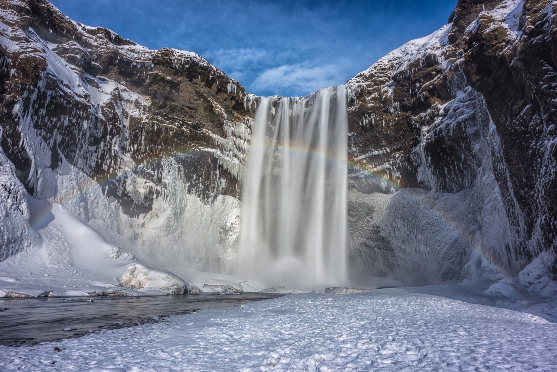 islandia góry zima śnieg niebo wodospad tęcza