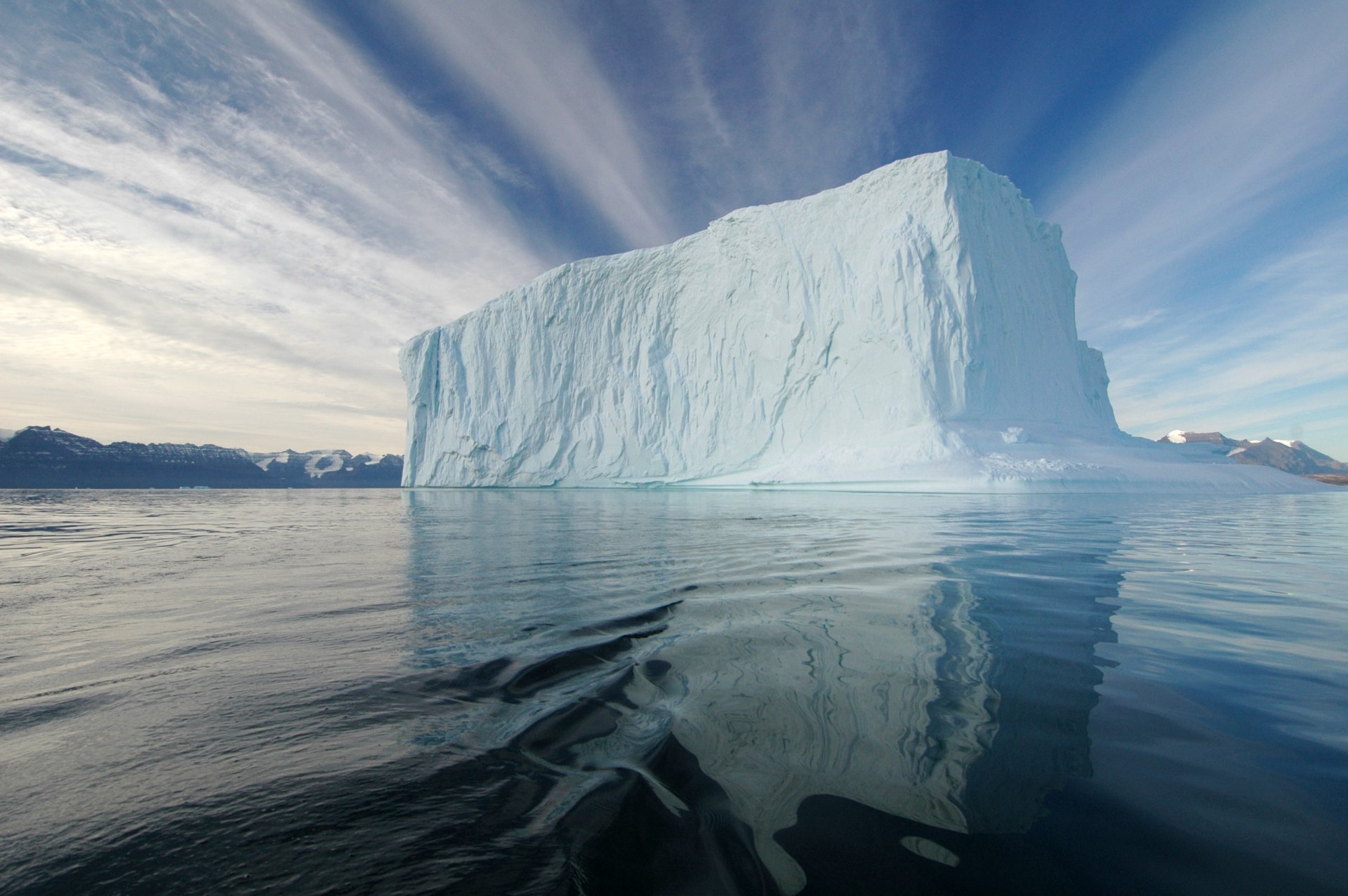 eisberg eis eisscholle meer norden arktis kälte