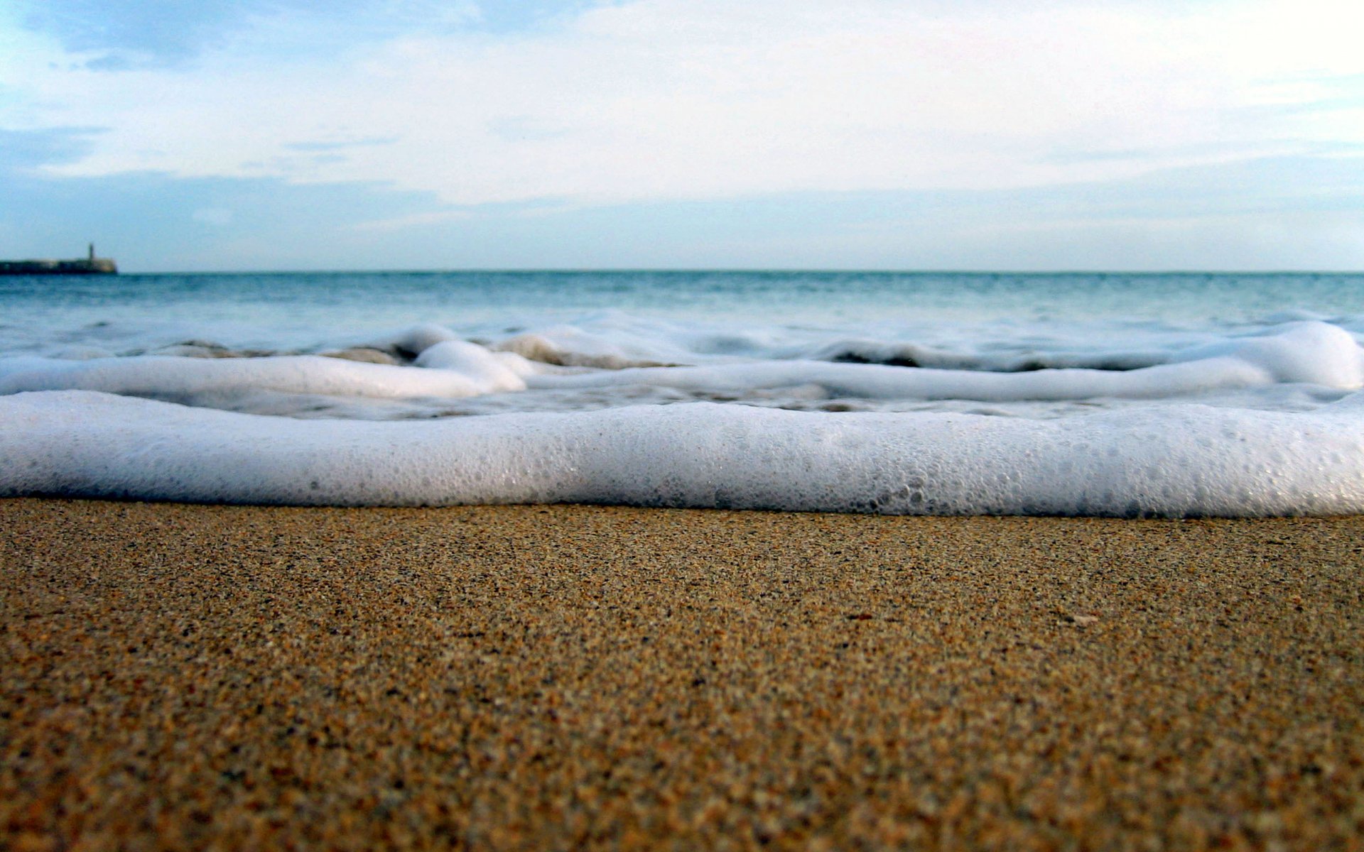 sable mer mousse vagues ciel liberté