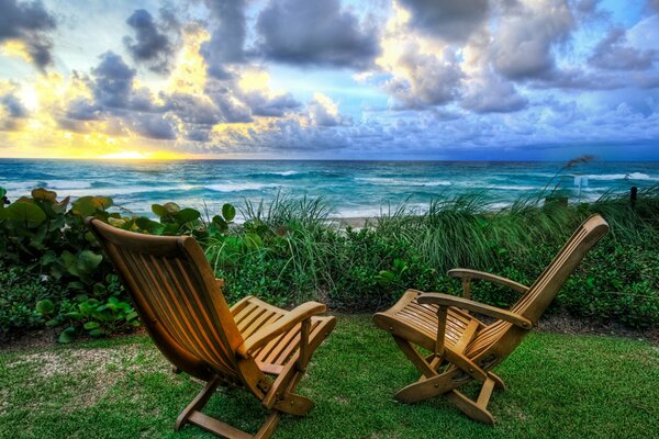 Hermosa naturaleza al amanecer