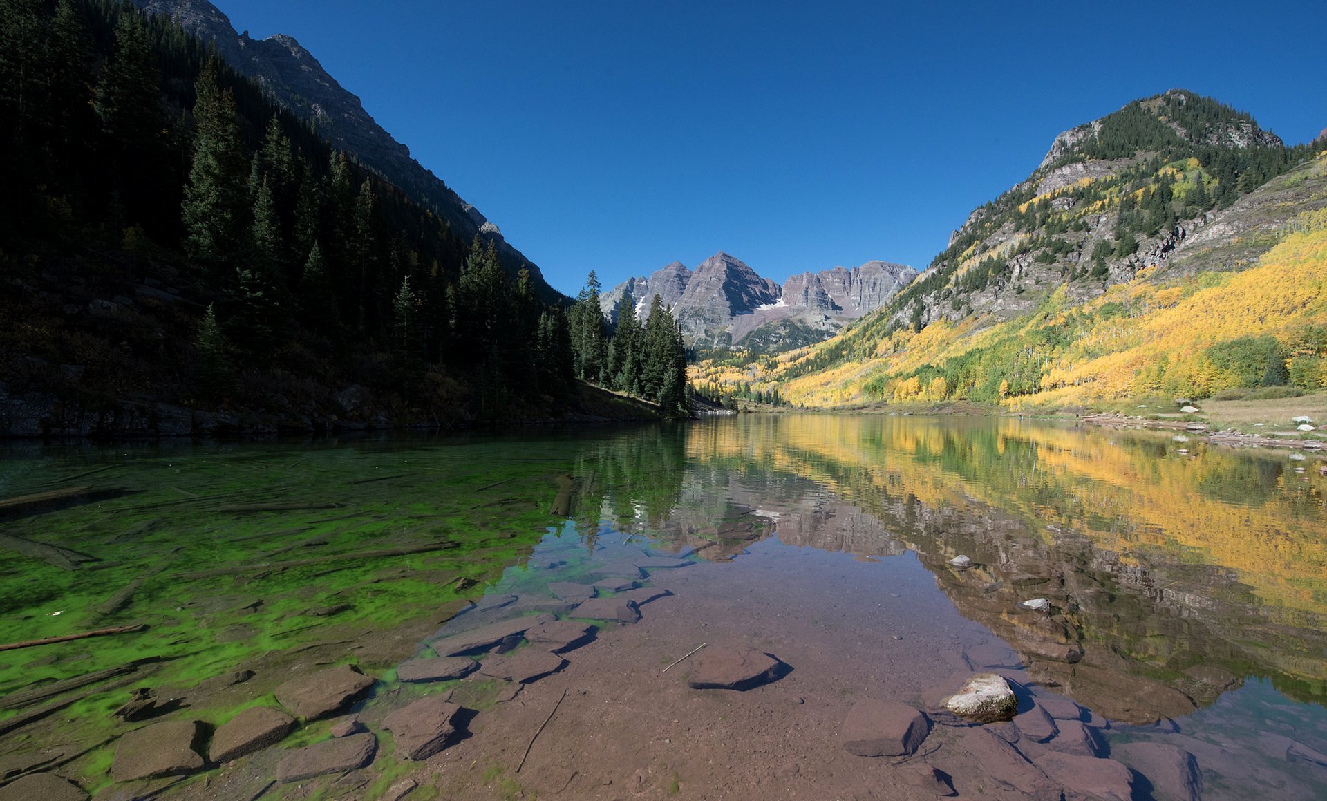 himmel berge see bäume herbst steine wasser transparenz