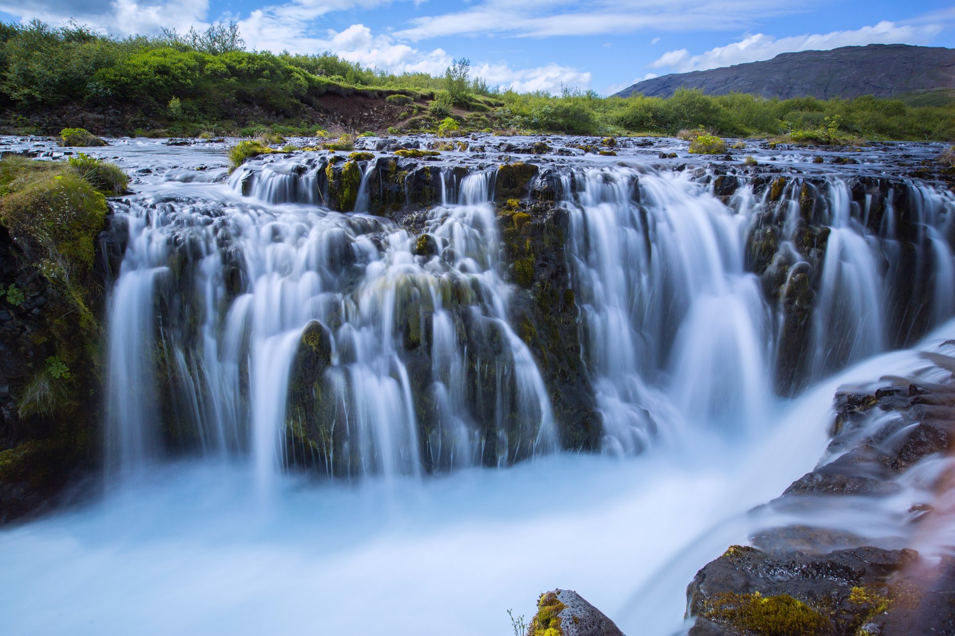 islandia cascada río