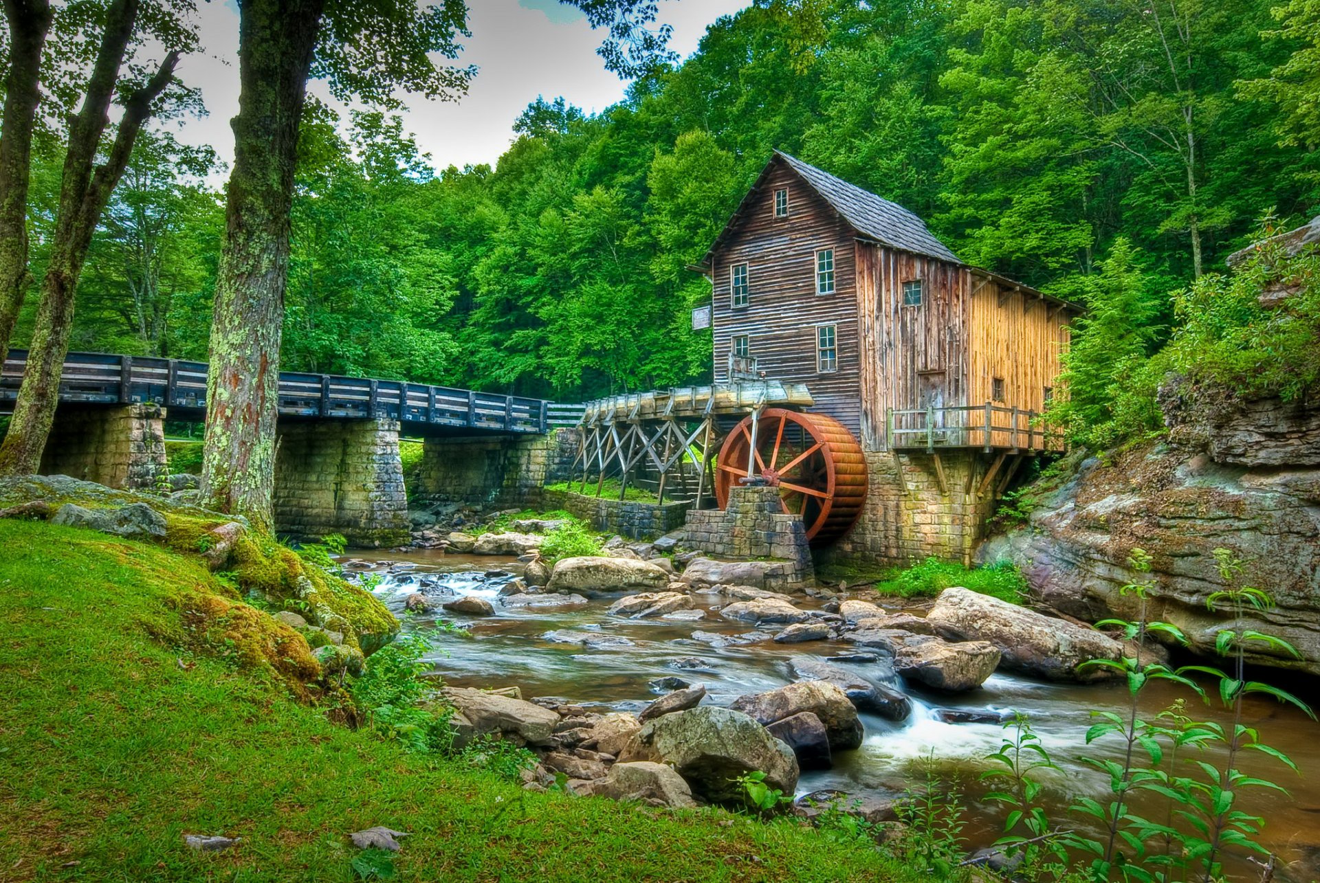 stati uniti d america sostengono babcock parco foresta ruscello rocce alberi ponte mulino ad acqua