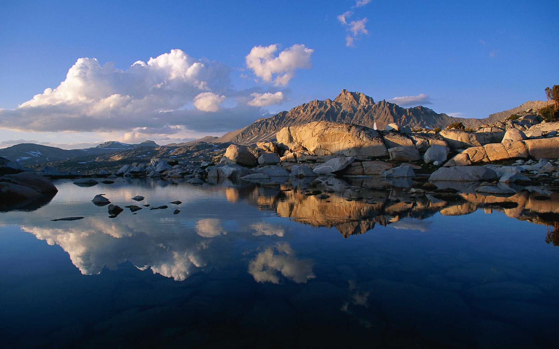 cielo lago rocce tramonto montagne pietre nuvole riflessione