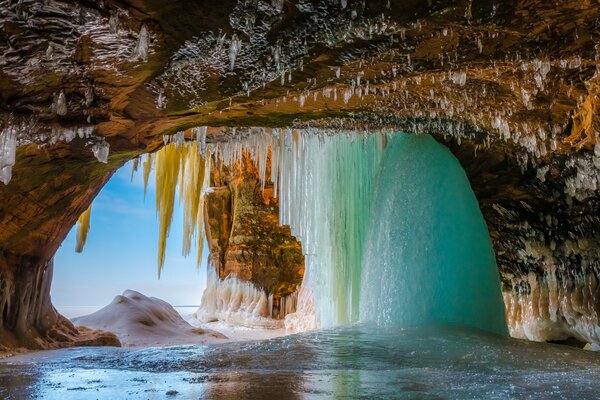 Grotto in the rock with salt icicles