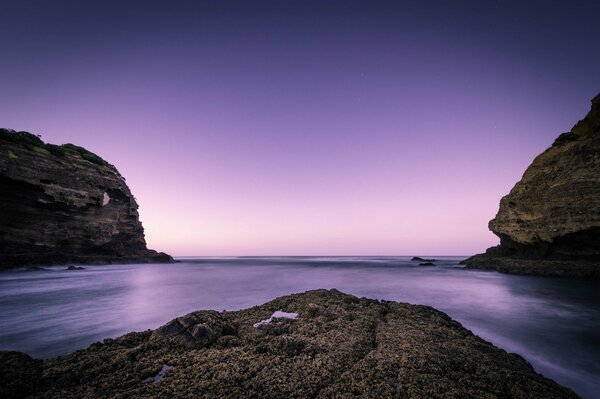 Amanecer entre los cuentos en nueva Zelanda