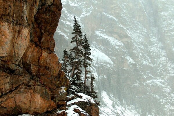 Photographie inhabituelle de la montagne