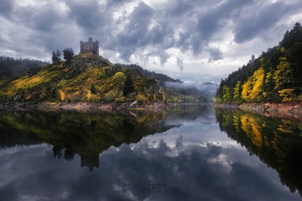 Foto Schloss Frankreich Fluss