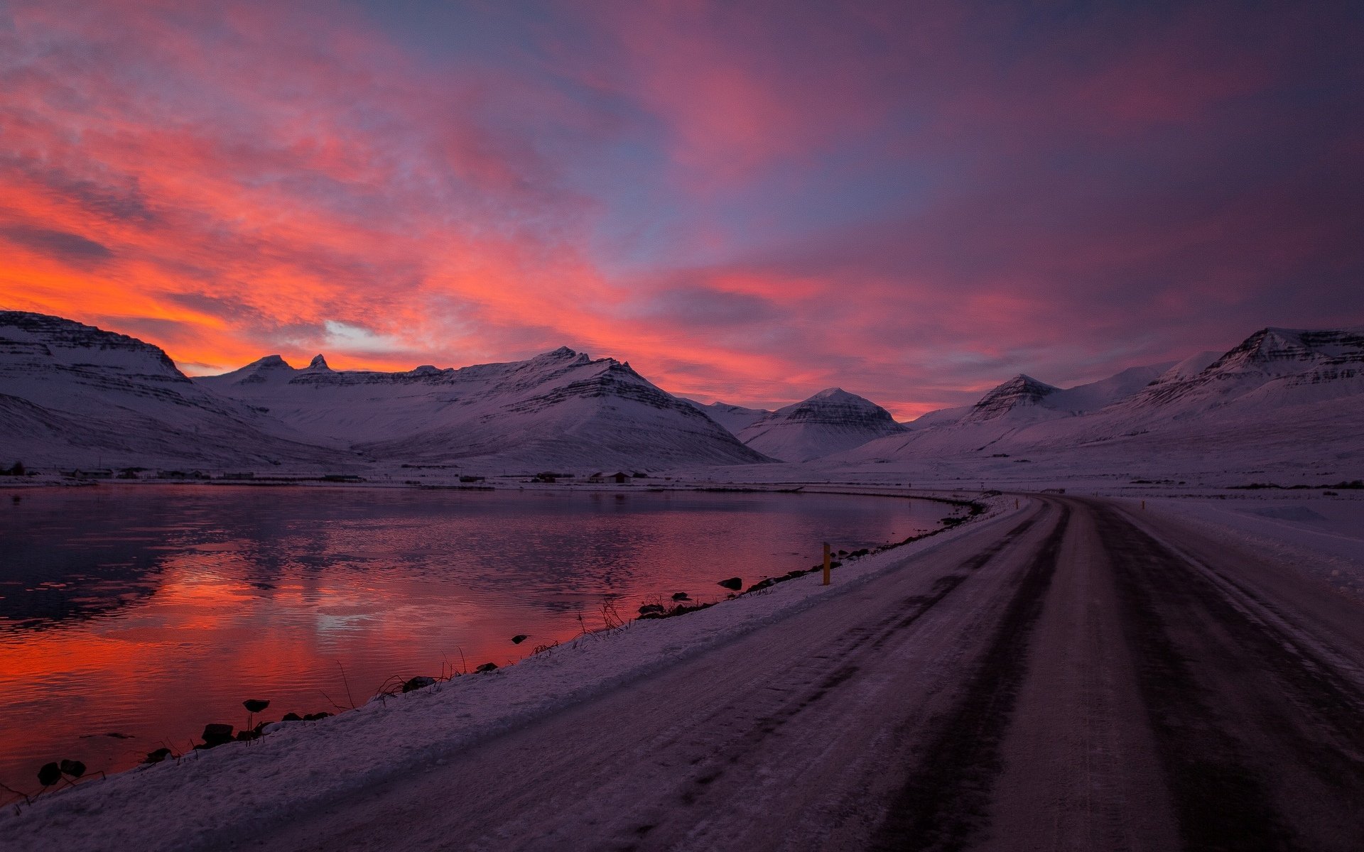 nature soir coucher de soleil route neige hiver eau réflexion rivière lac montagnes ciel rouge nuages fond fond d écran écran large plein écran écran large écran large