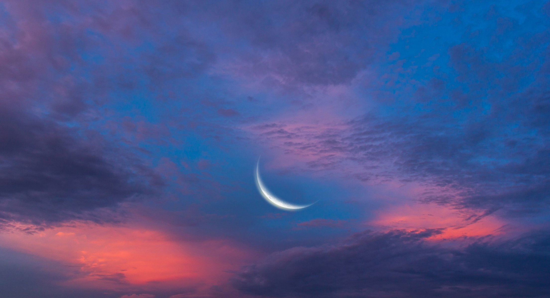 nature ciel nuages mois lune croissant de lune rose bleu soirée fond papier peint écran large plein écran écran large écran large