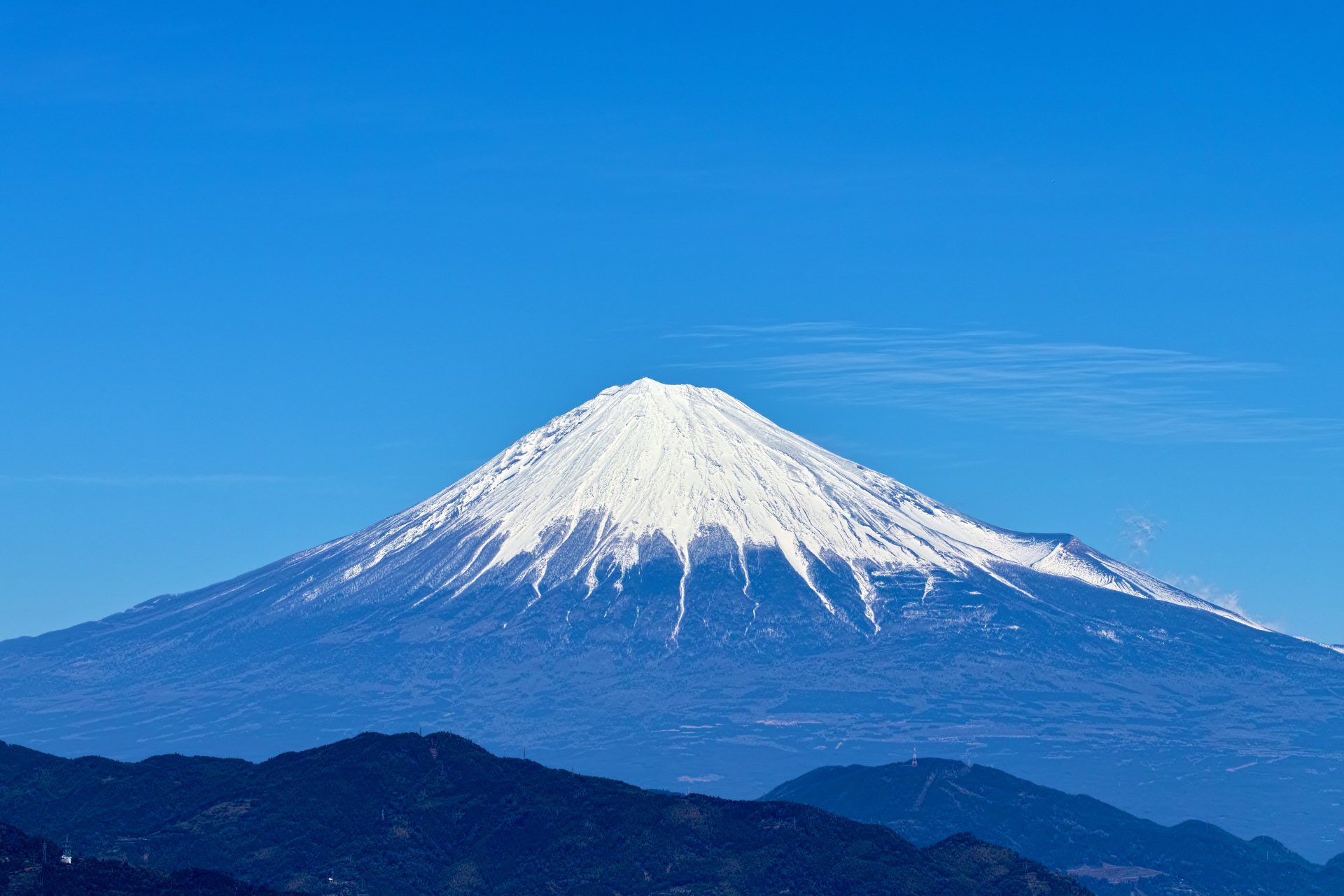 fuji fujiyama volcán montaña cielo azul paisaje japón nieve