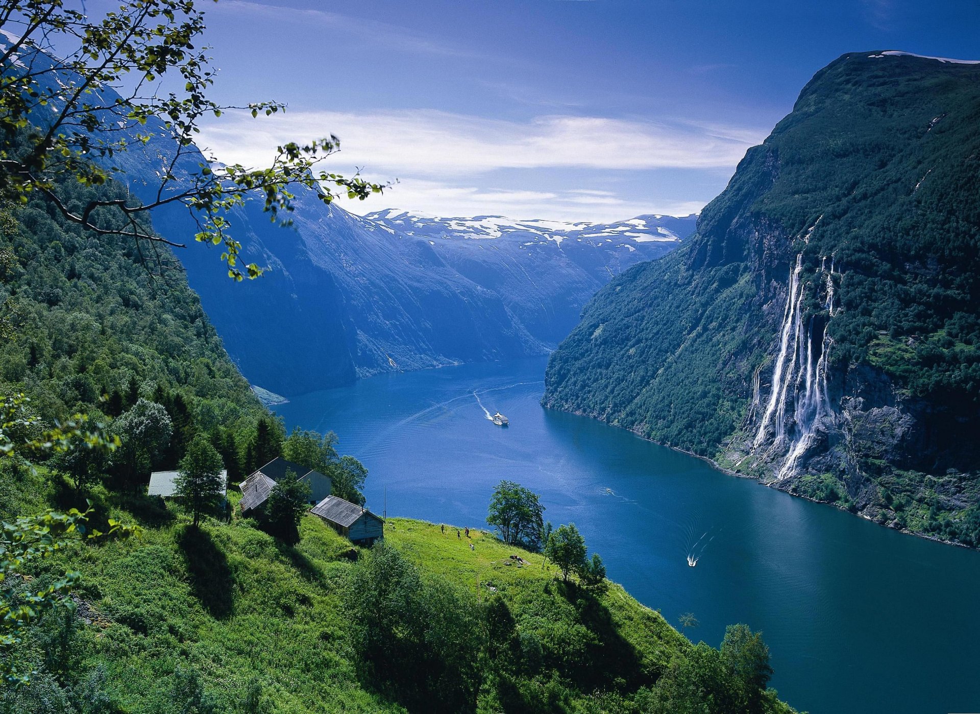 landschaft fjord norwegen