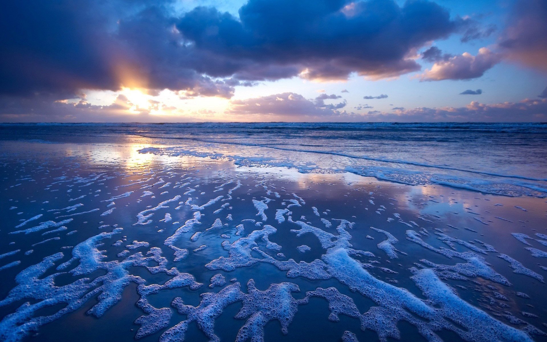 ocean surf waves foam