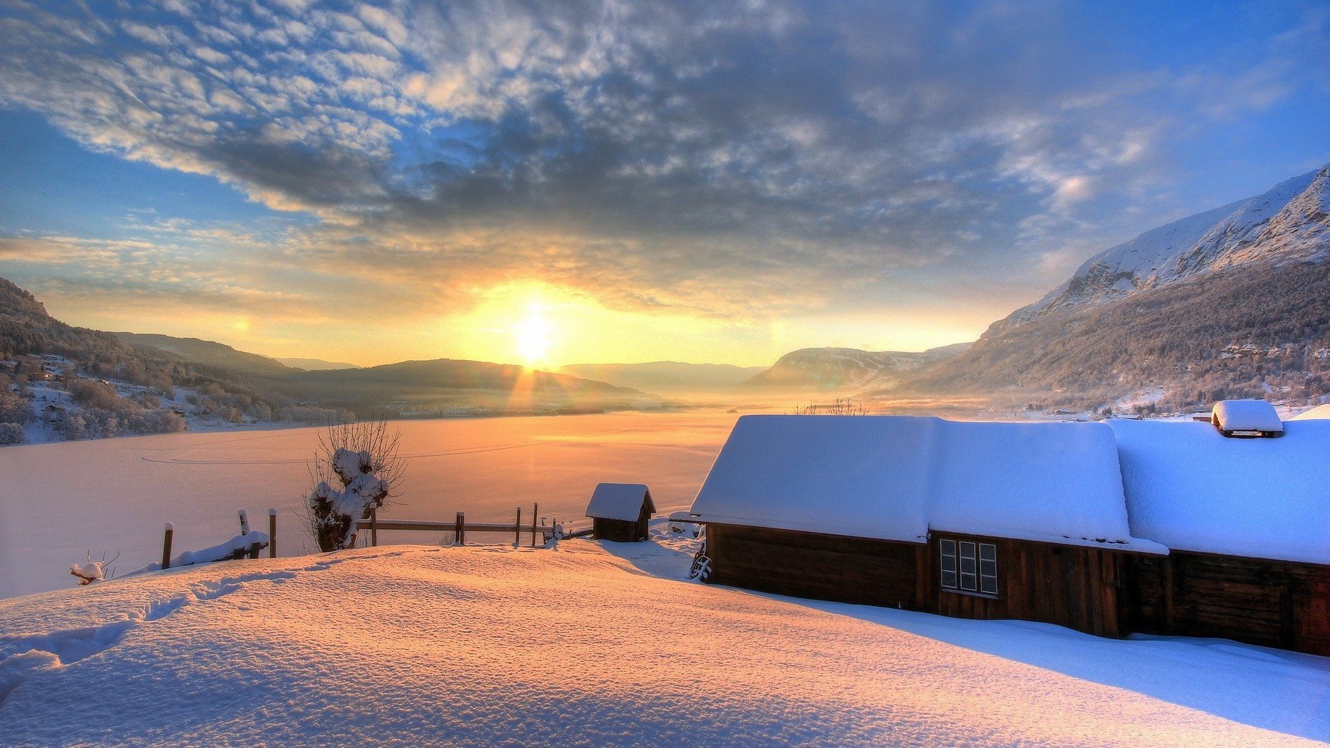 natur winter schnee haus haus berge tag himmel sonne winter hintergrund tapete widescreen vollbild widescreen