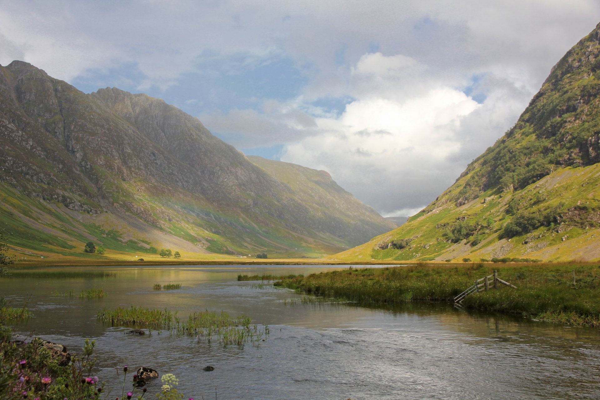 naturaleza escocia reino unido tierras altas montañas río río coe arco iris paul beentjes fotografía