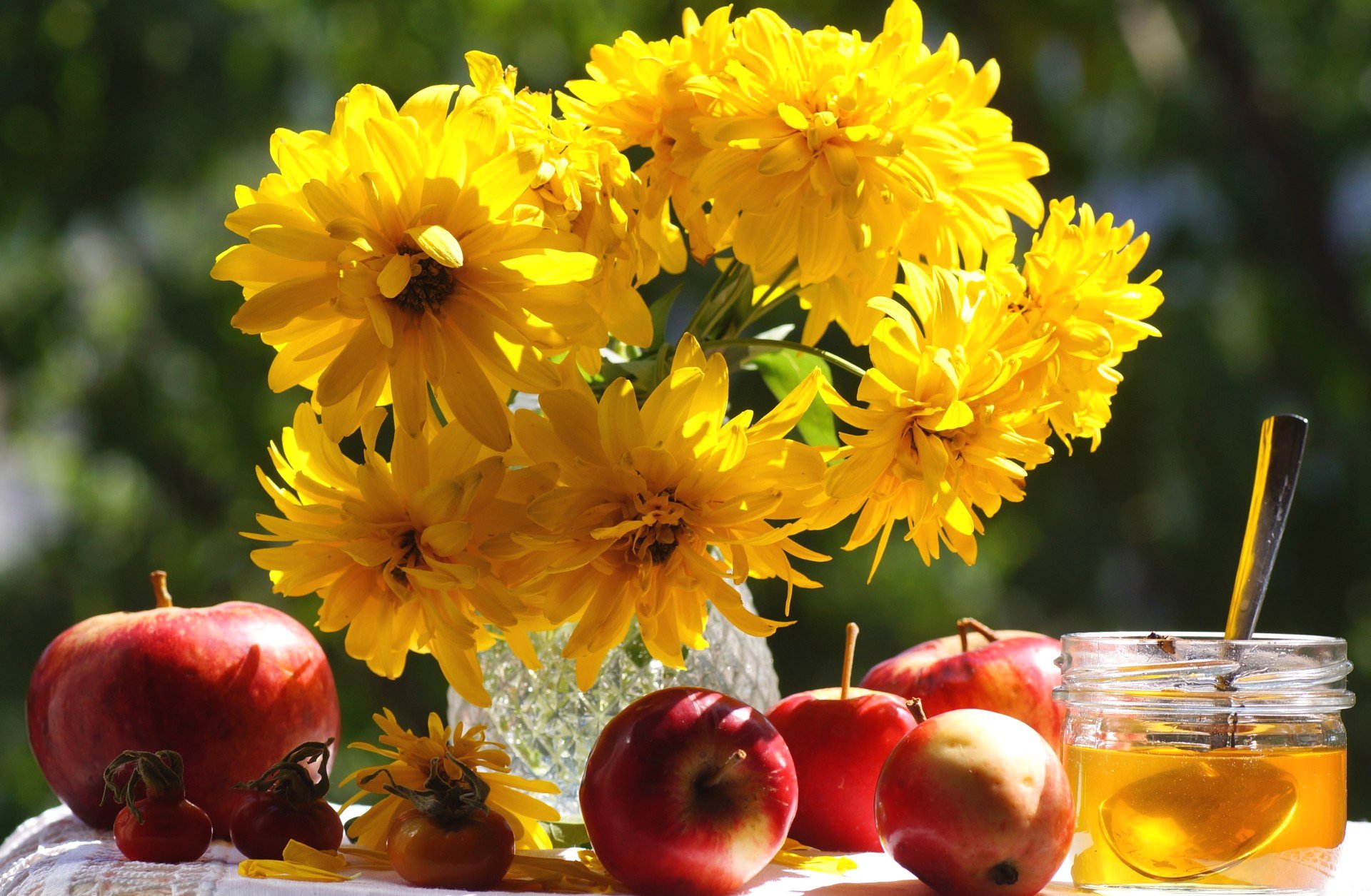 till life holiday spas honey apples flower autumn