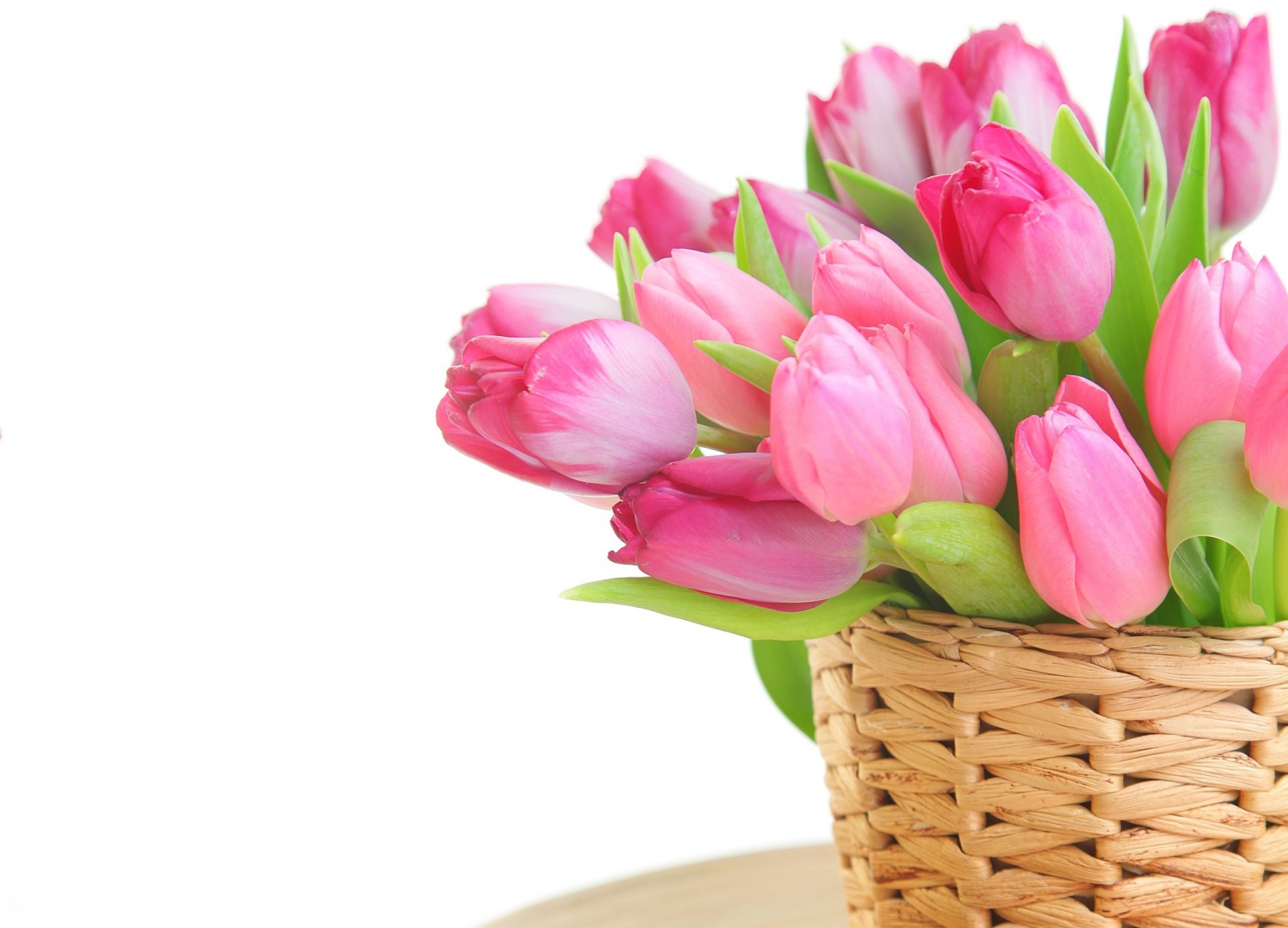 flores tulipanes pascua huevos
