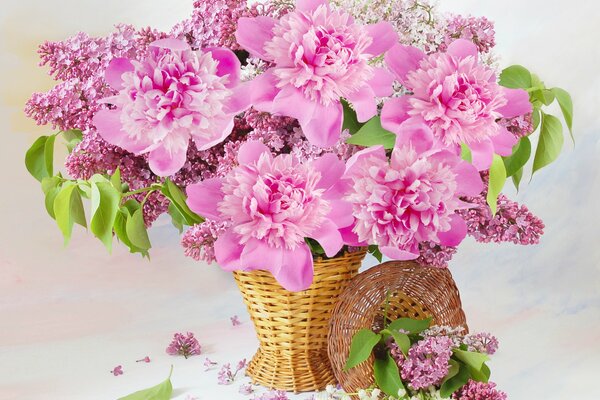 Karzina of pink peonies and lilacs