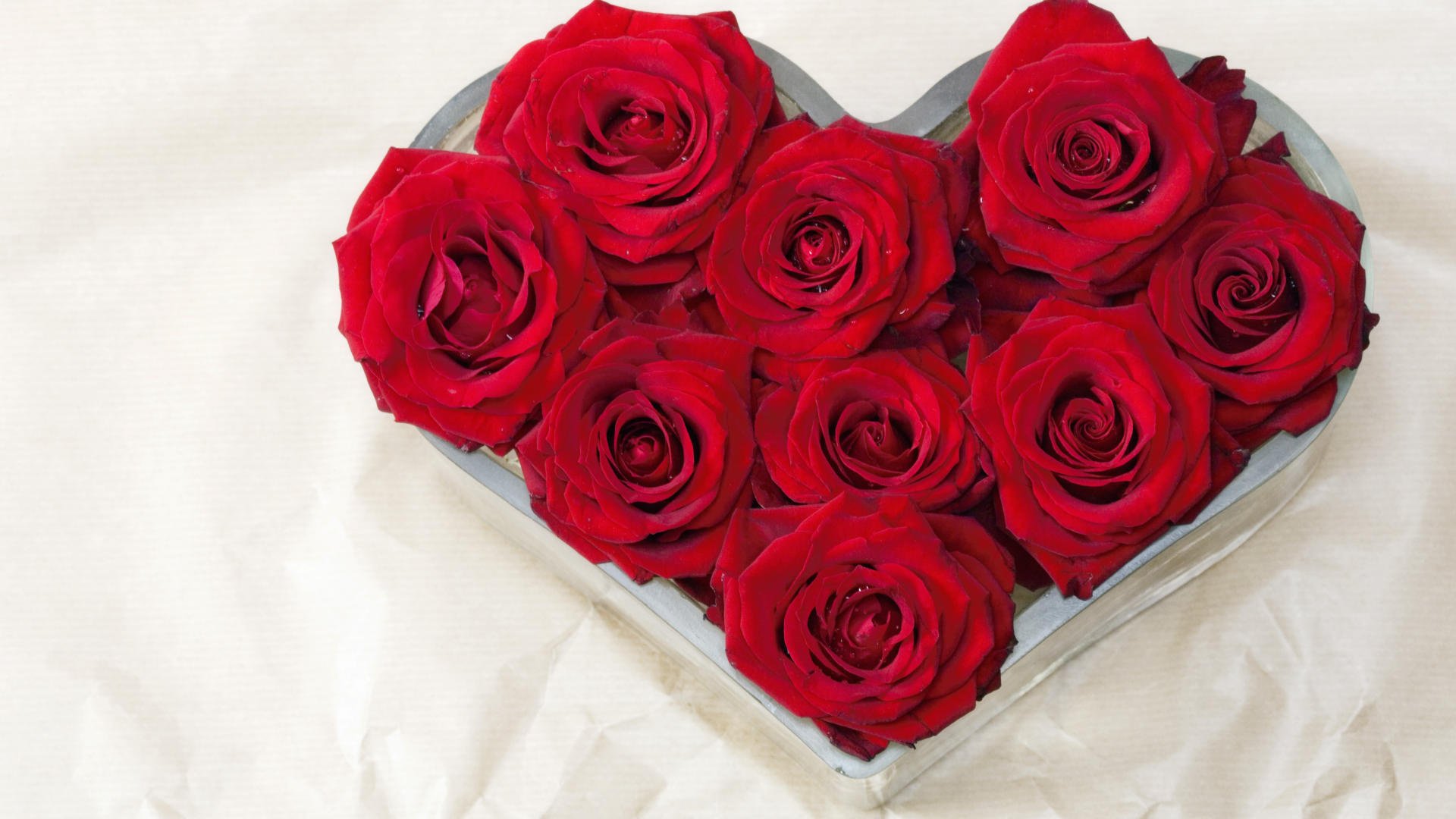 roses red flowers flower bouquet nature heart heart gift recognition love