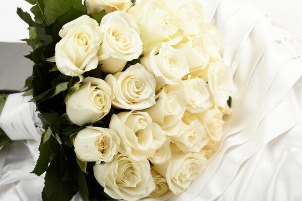 A large bouquet of white roses