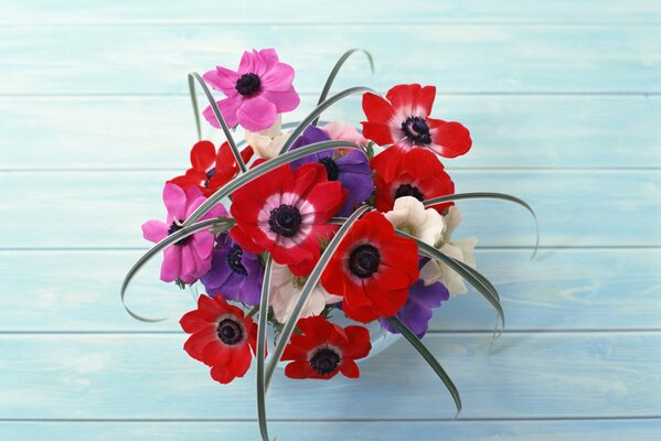 Bouquet de pensées, arrangement floral