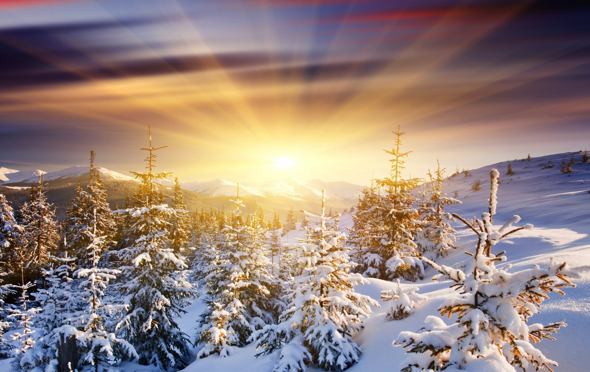 soleil neige montagnes aube