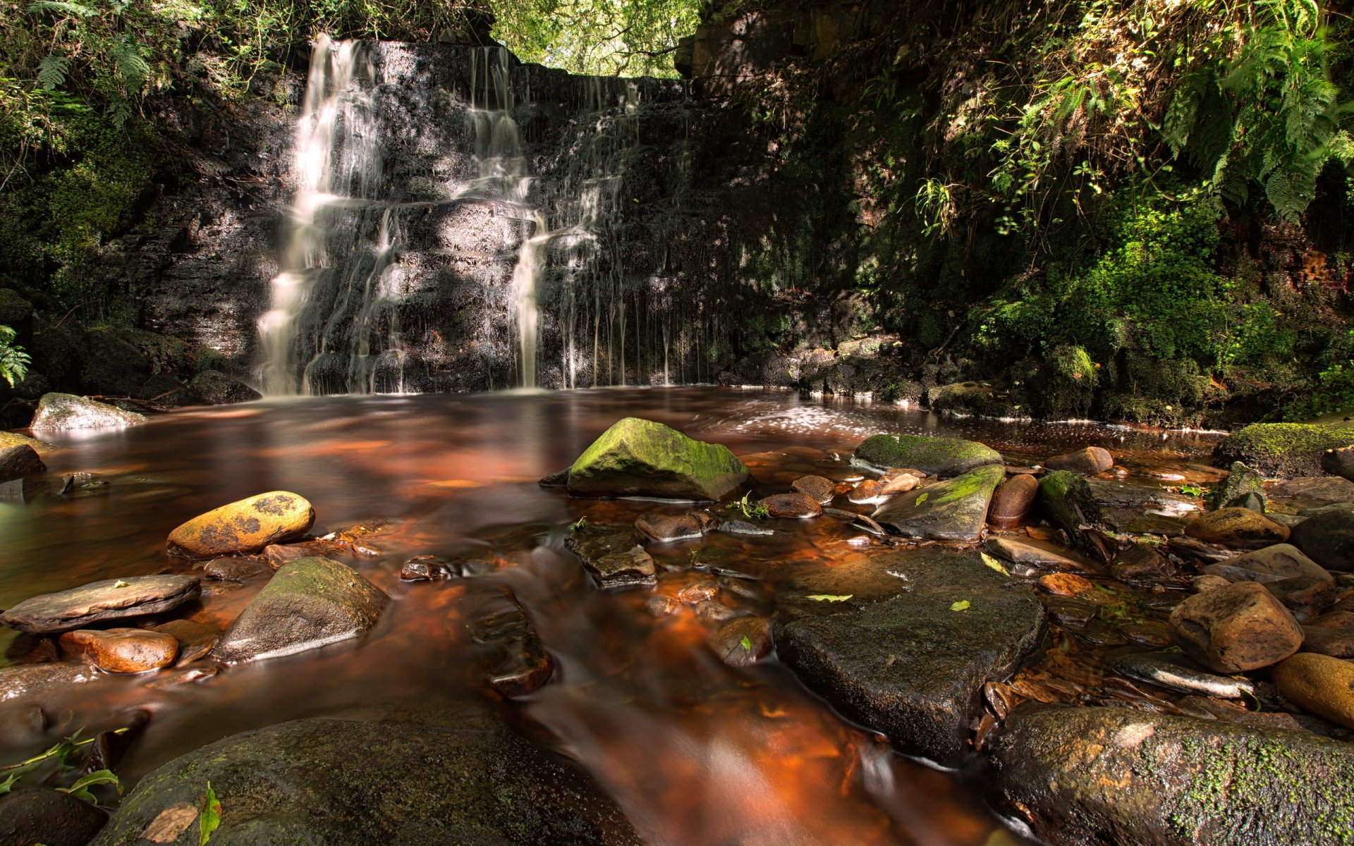 río cascada naturaleza verano