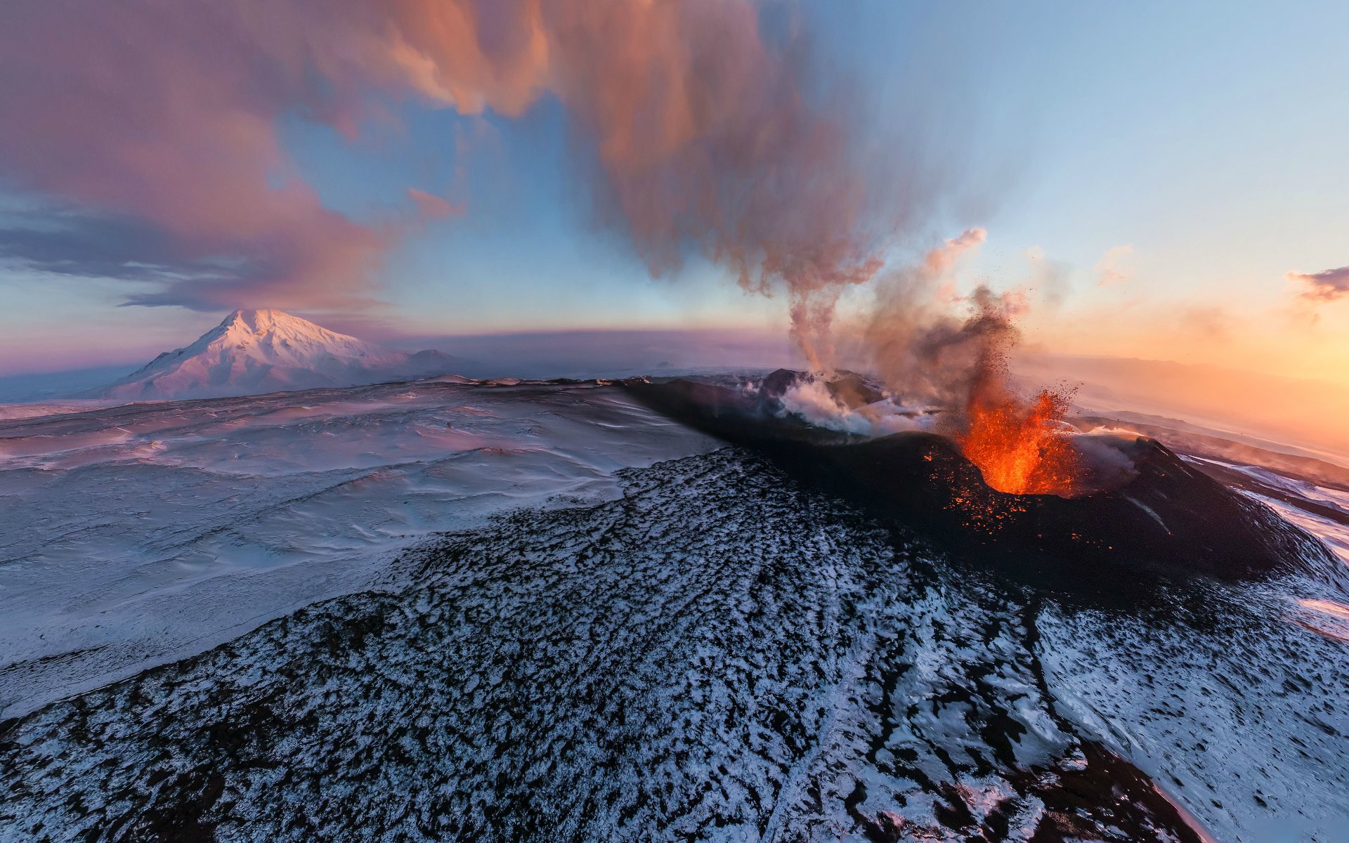 flaches maulkorb vulkan eruption kamtschatka