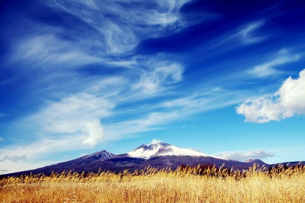 Mesmerizing mountains drowning in the blue sky