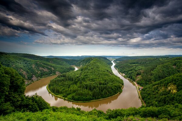 Boucle de la rivière Sarre en Allemagne