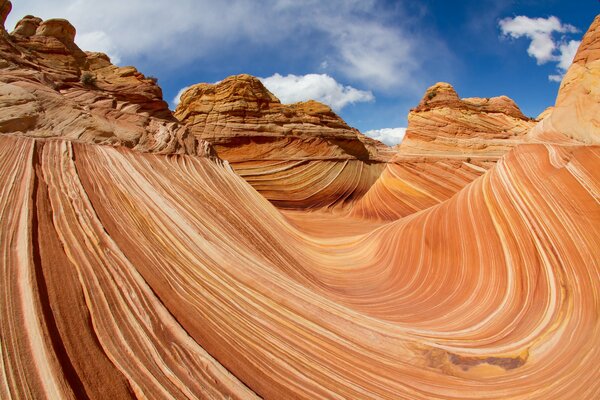 Canyon sur fond de ciel