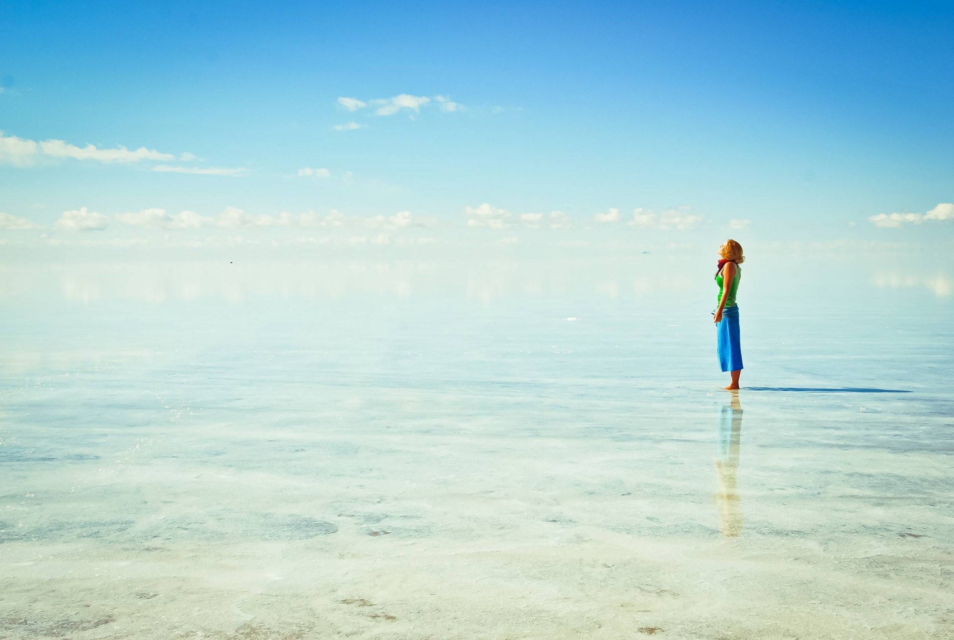 chica bolivia salar de uyuni altiplano