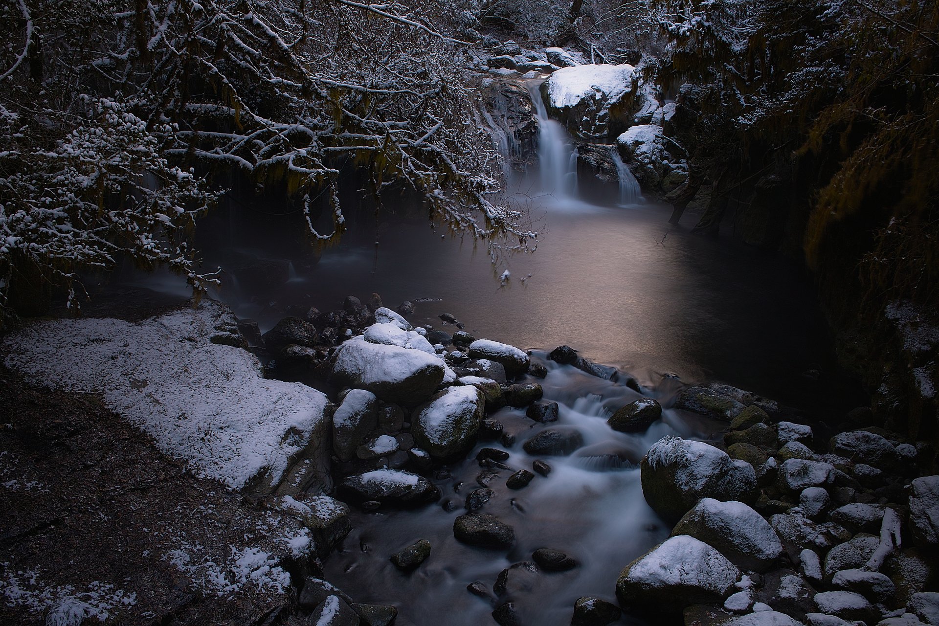 naturaleza río arroyos rocas nieve eclipse