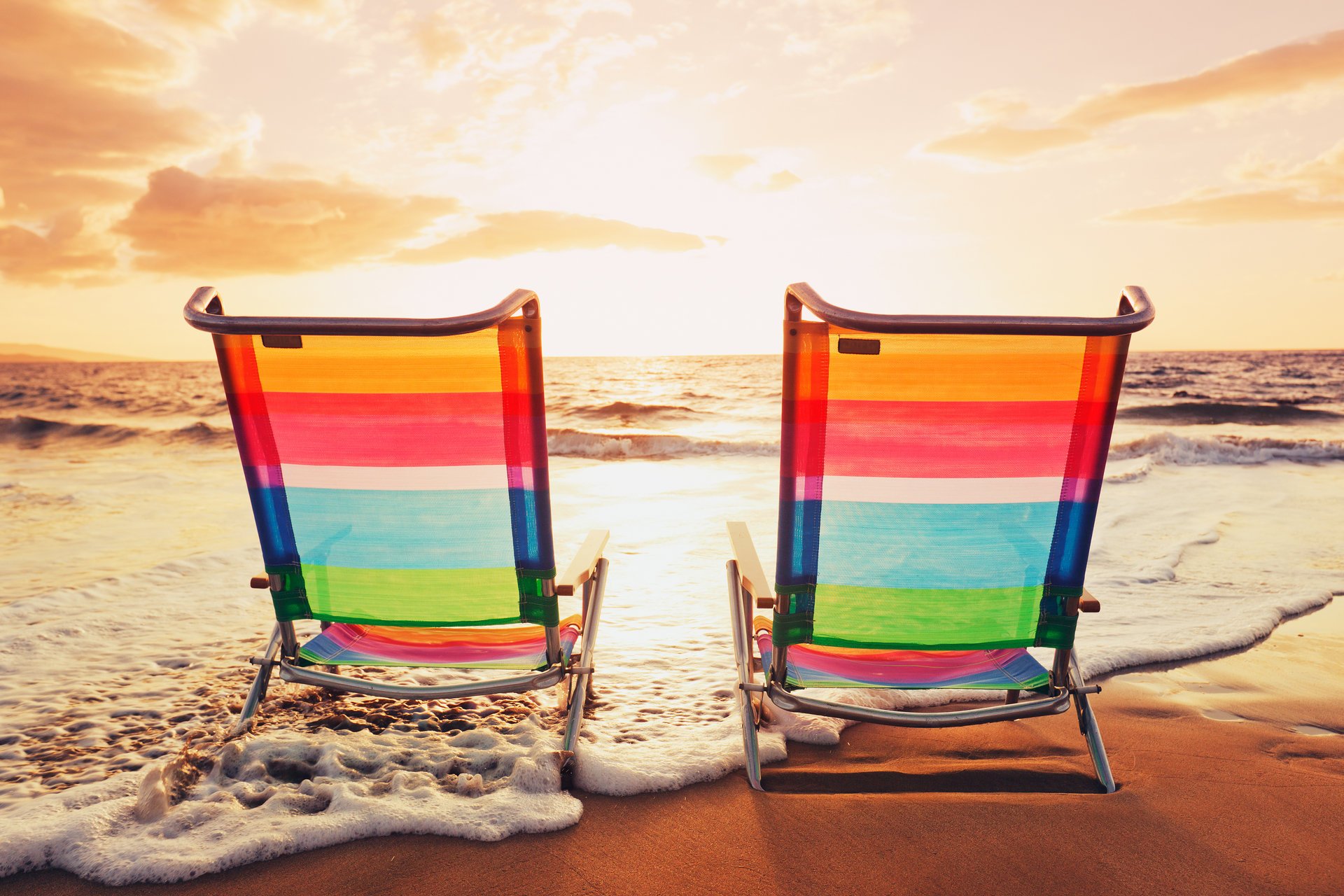 nature ciel nuages coucher de soleil sable plage mer été paysage chaises