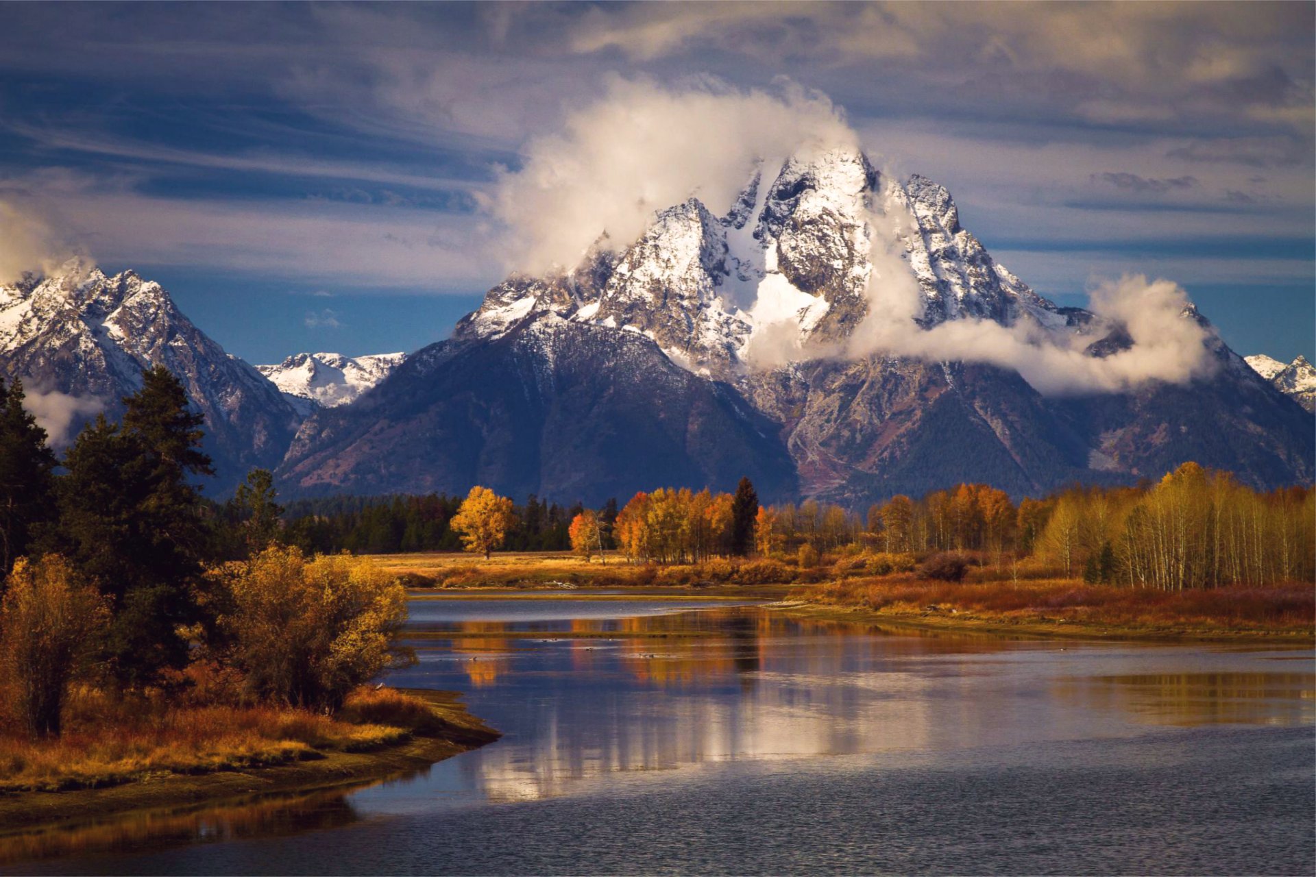 stany zjednoczone wyoming grand teton park narodowy krajobraz jesień góry drzewa jezioro błękitne niebo chmury