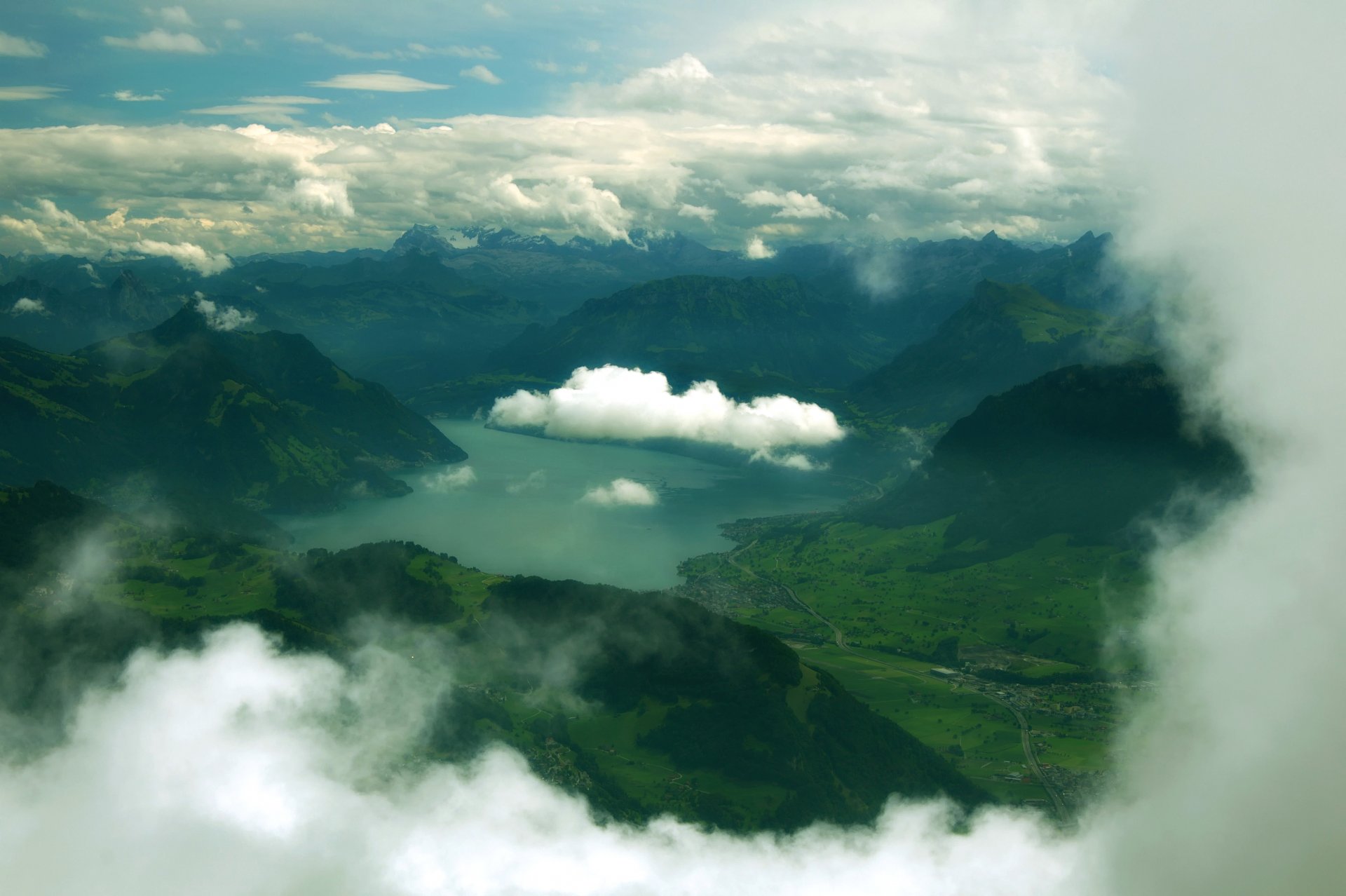 nature montagnes nuages lac