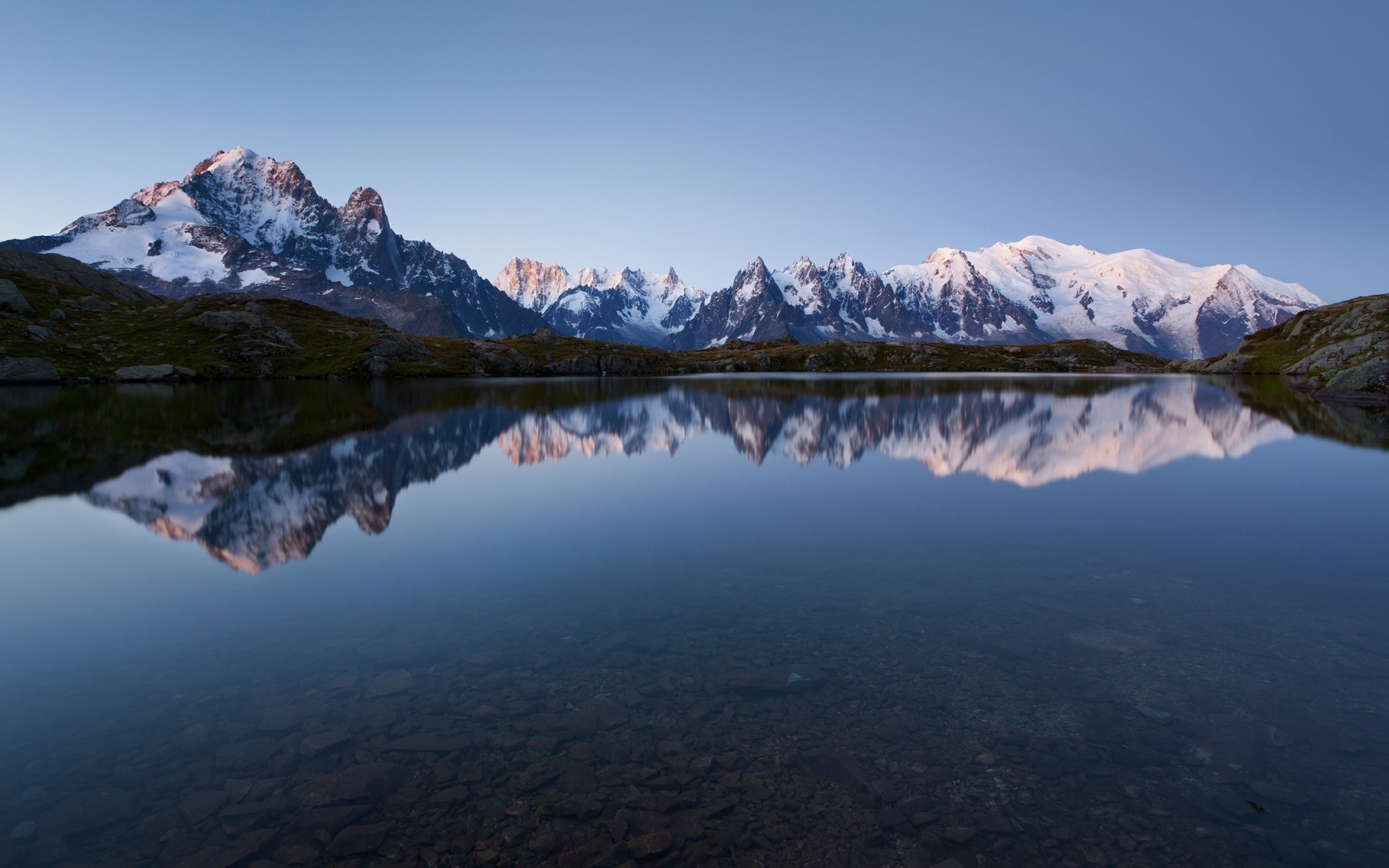 lac de chésery france lac montagne