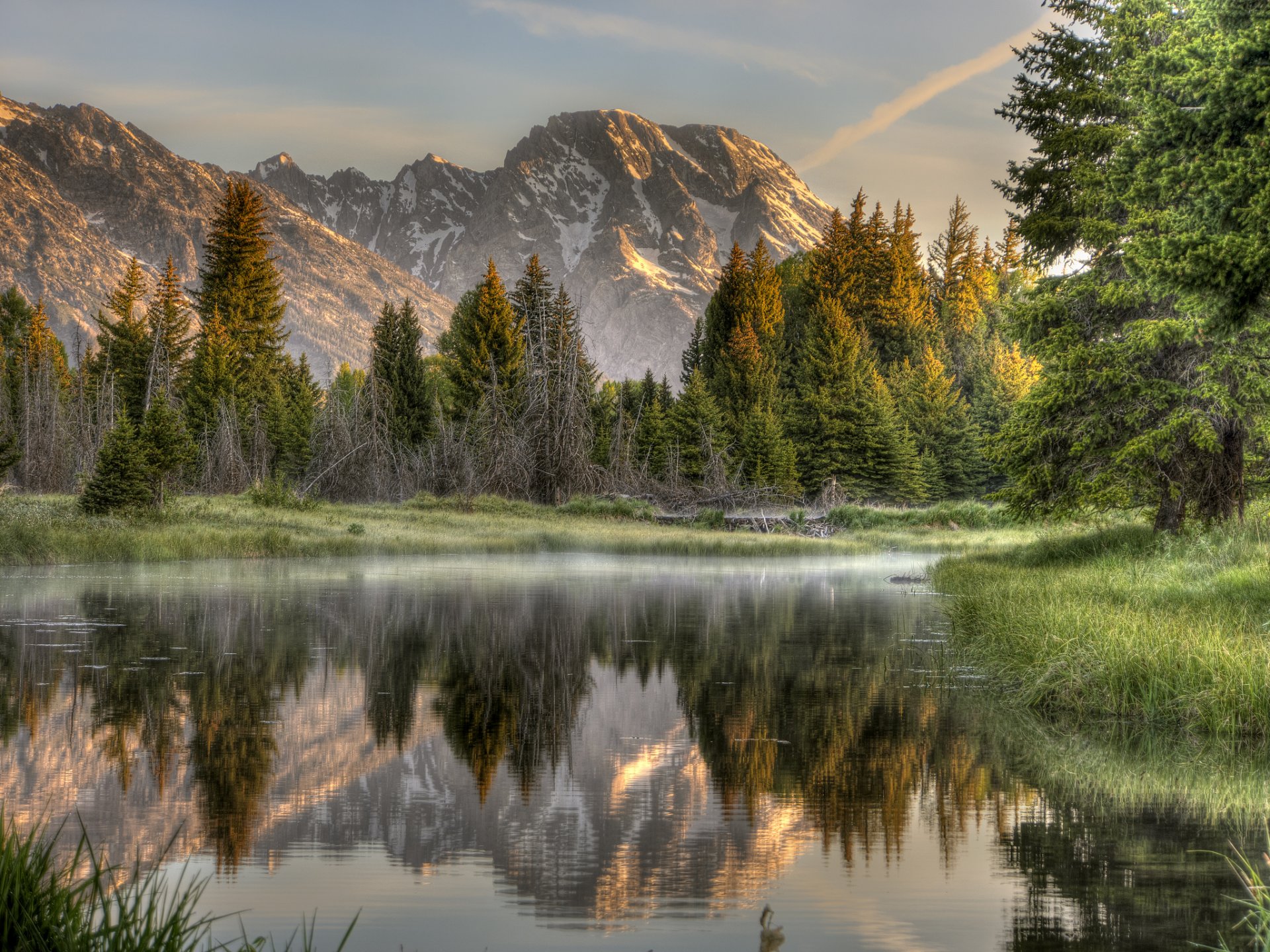 natura montagna foresta fiume riflessione